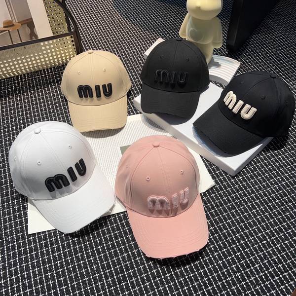 Miu Miu Hat MUH00233